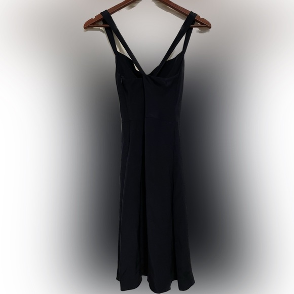 100% Silk Navy J.Crew Dress - Picture 2 of 9